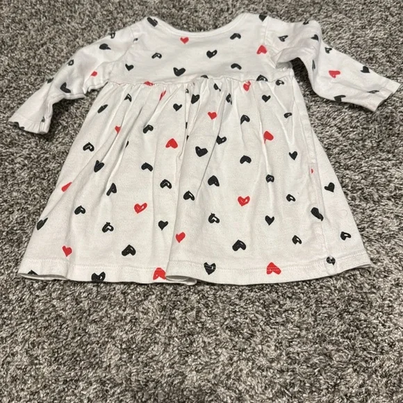 Bundle of 3-6mo clothing - Picture 3 of 13